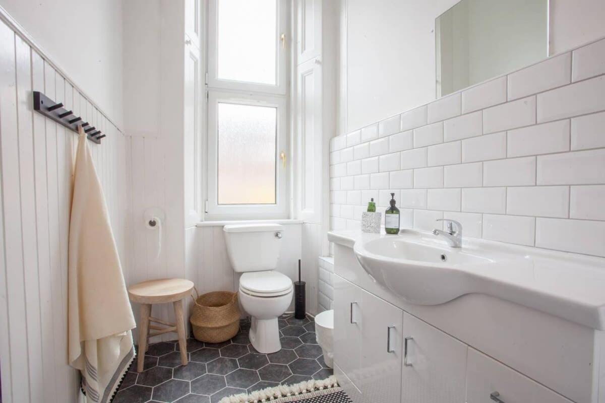 Stunning 2 Bed Property In Heart Of West End Glasgow Luaran gambar