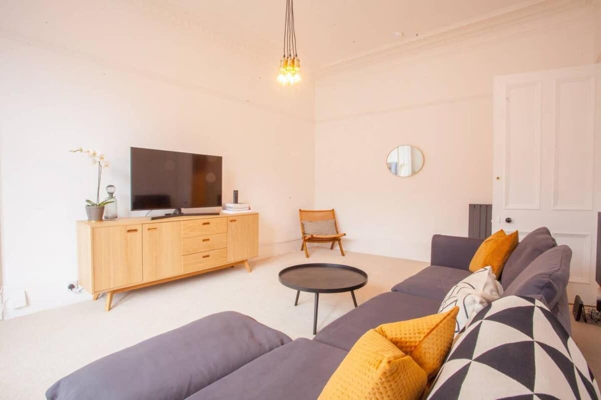 Stunning 2 Bed Property In Heart Of West End Glasgow Luaran gambar
